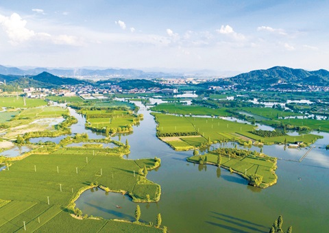 浙江率先完玉成国首个国家公园资产清查试点和全省域建设用地使用权状态清查。！！